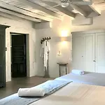Nimela In Semesterbostad *