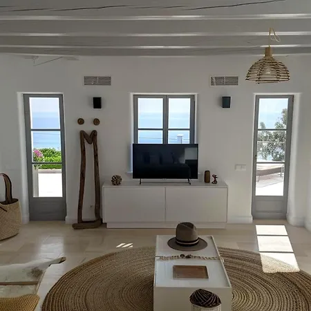 Nimela In Σπίτι διακοπών Isterni (Paros)